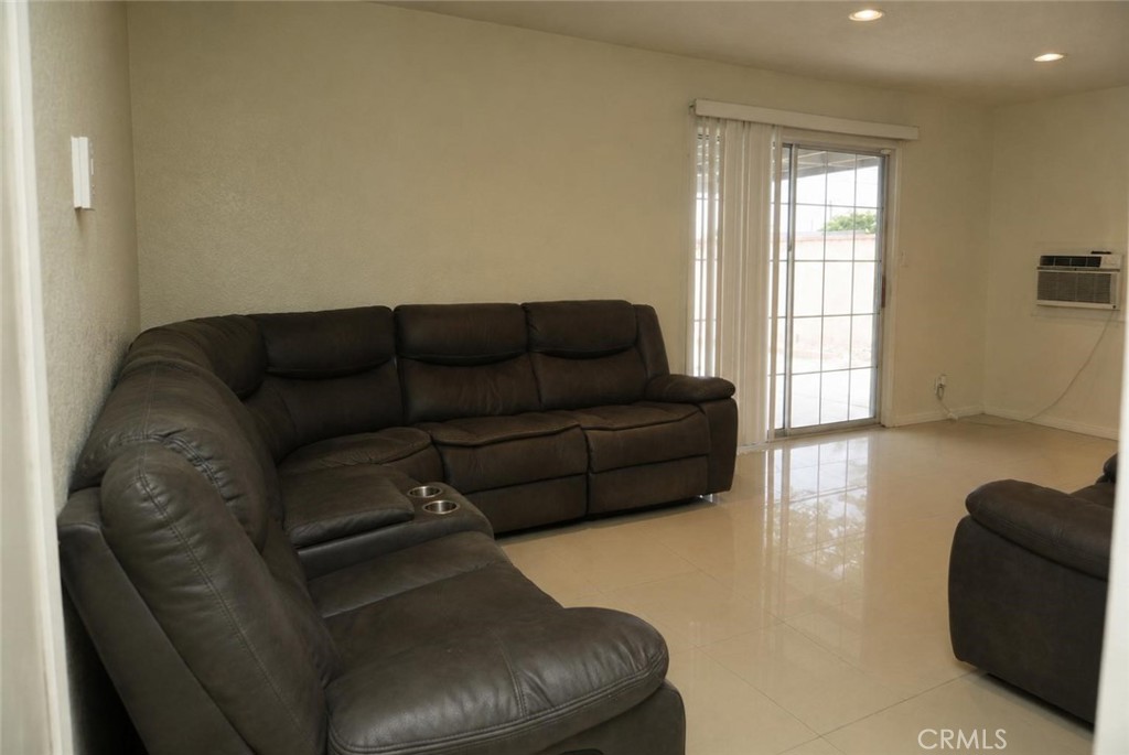 1134 Hermosa Avenue, Pomona