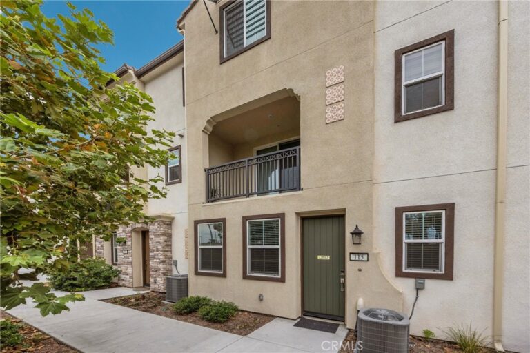 115 Colorado, Pomona