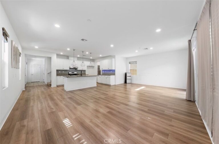 1152 N Tribune Privado, Ontario
