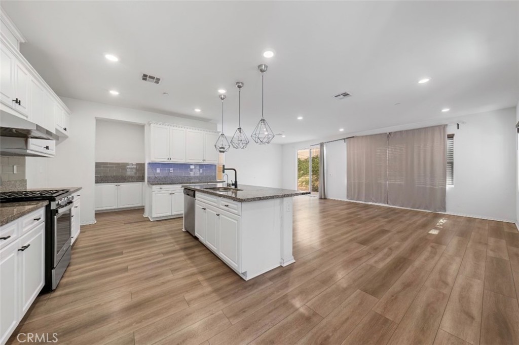 1152 N Tribune Privado, Ontario