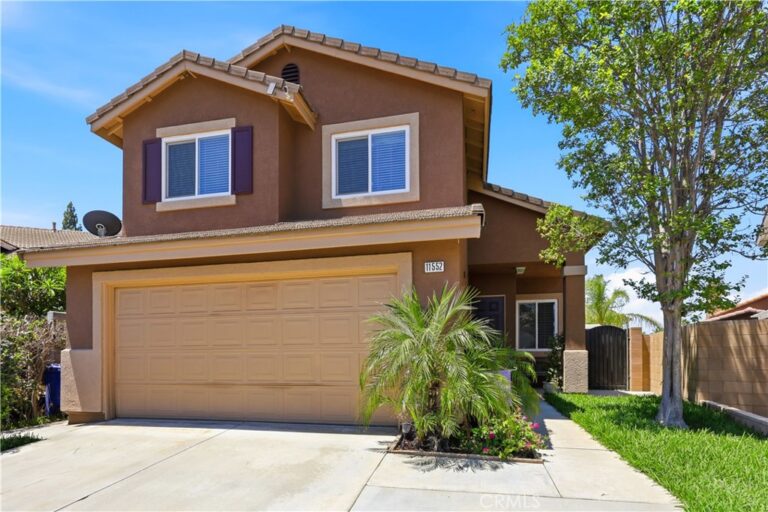 11552 Sheffield, Fontana