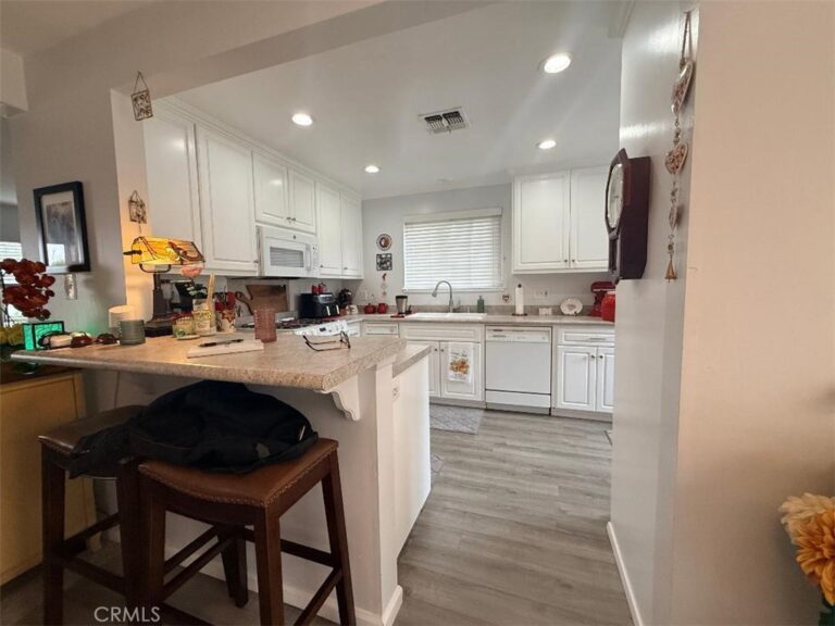 116 S Wabash, Glendora
