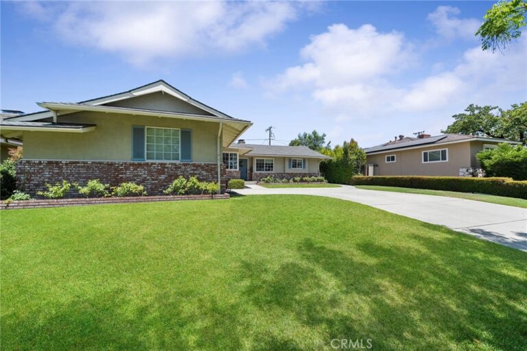 1163 E Bennett Avenue, Glendora