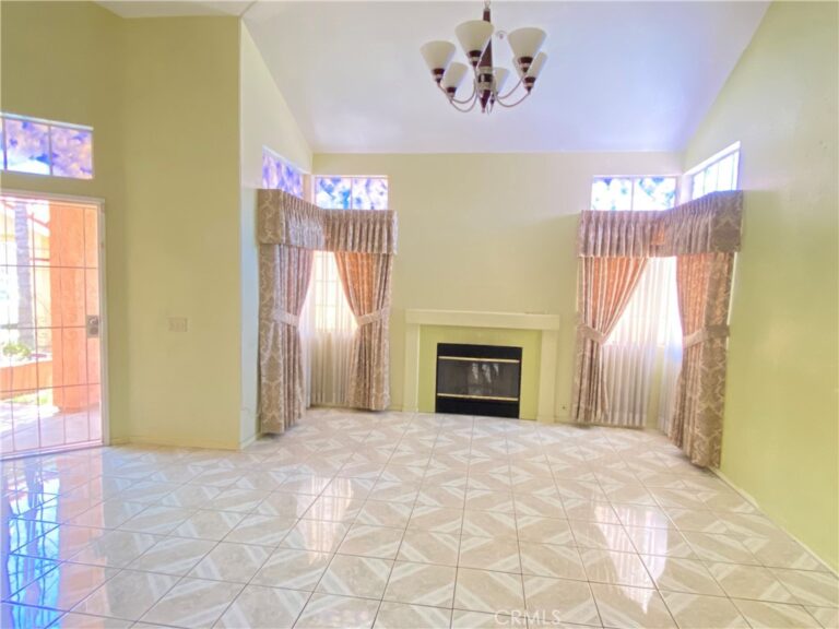 11720 Malagon Drive, Fontana