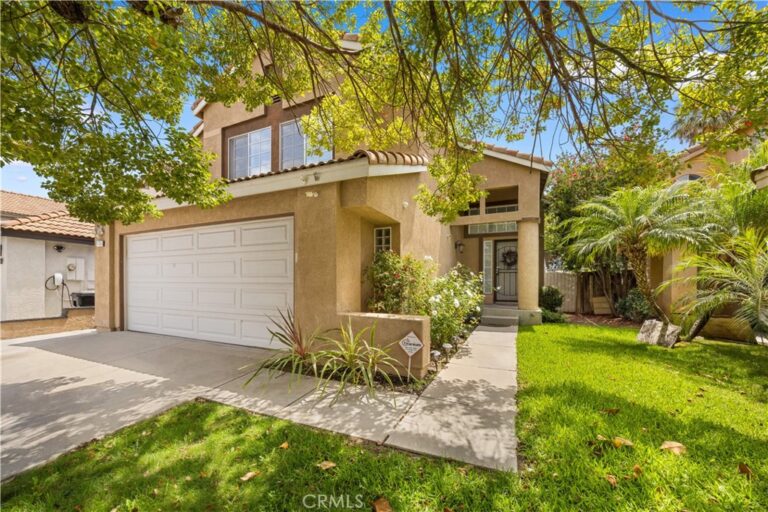 11795 Puerto Real Road, Fontana