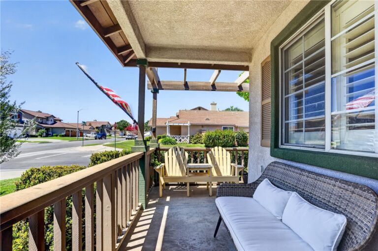 11976 Hunnicutt, Rancho Cucamonga