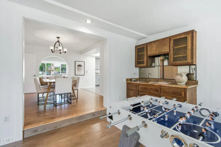 1201 N Alameda Avenue, Azusa