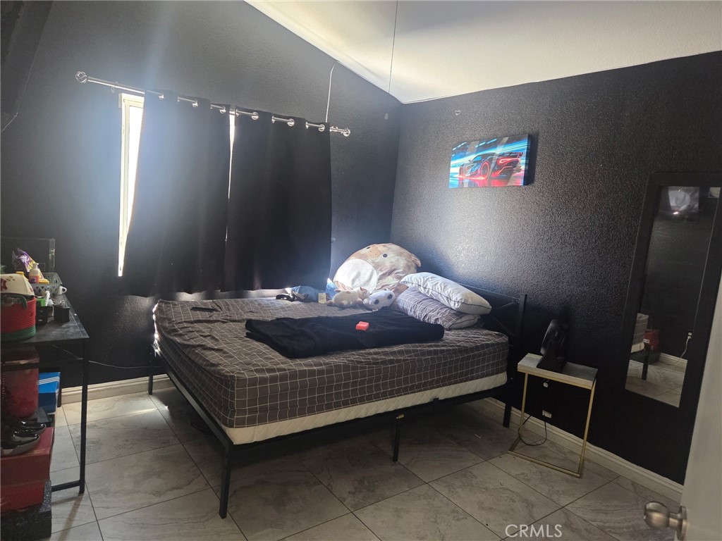1208 N Fillmore, Rialto