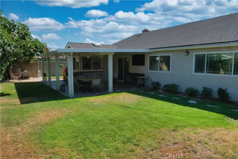 12139 Monte Vista, Chino