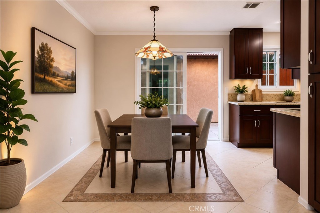 122 E Merrill, Rialto