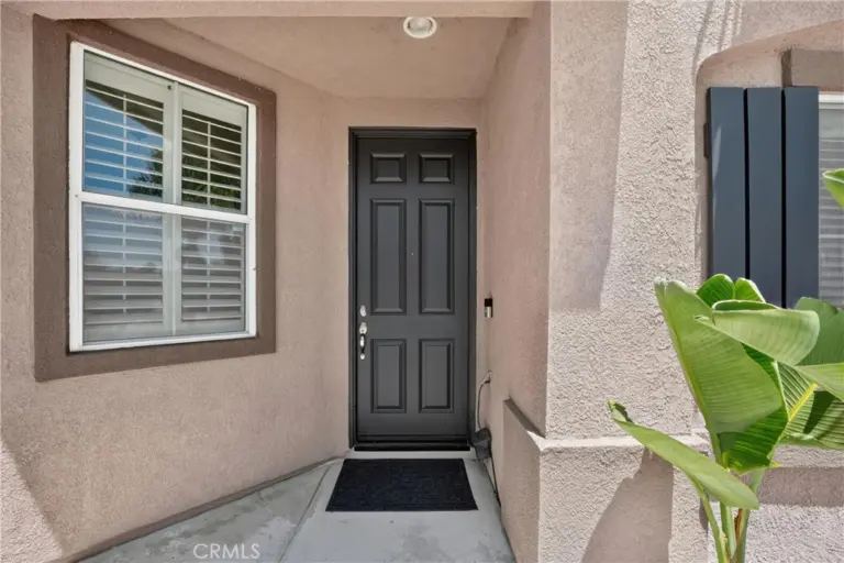 12330 Columbia, Eastvale