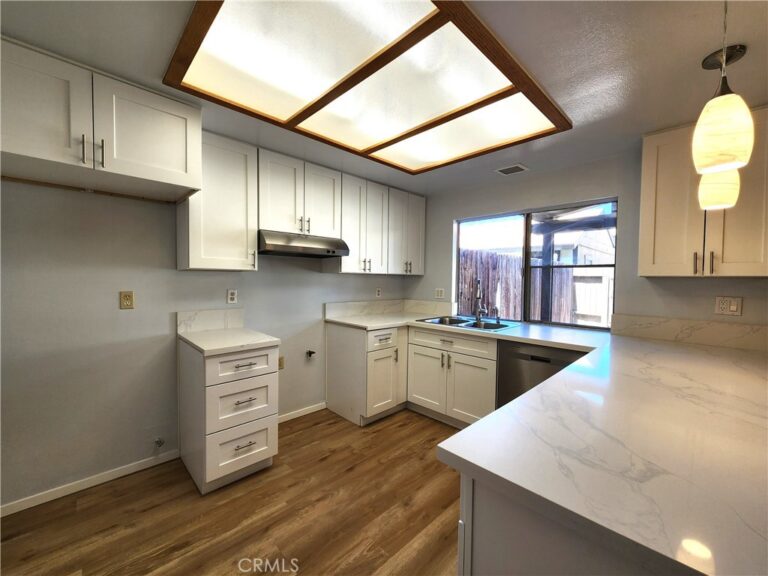 1264 Tarryglen Ln, San Dimas