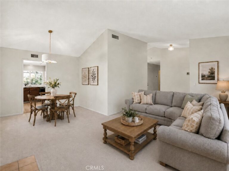 127 E Juanita, Glendora