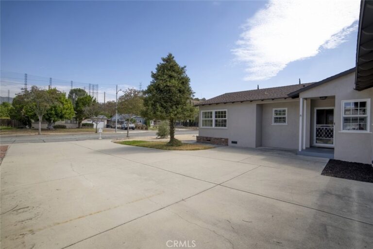 128 W Gaillard Street, Glendora