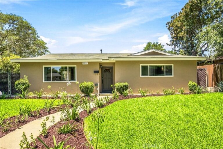 1317 5th, Upland