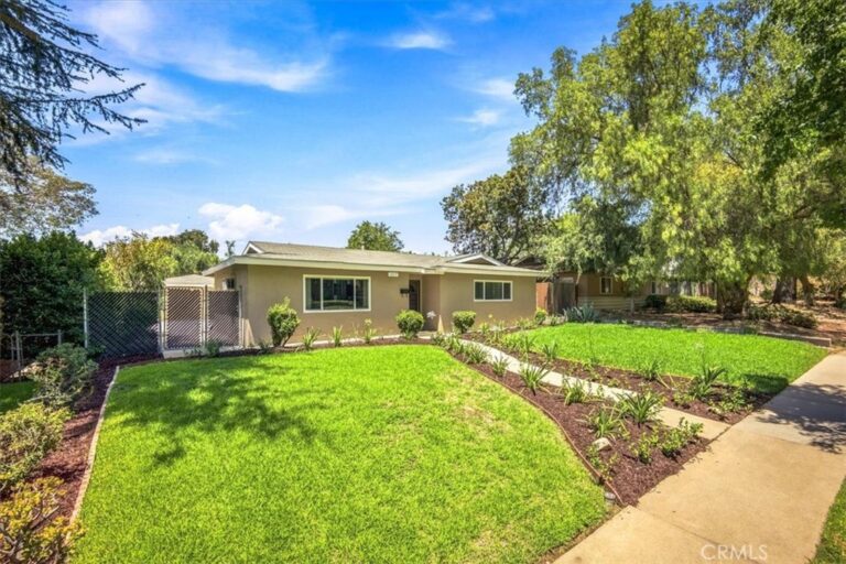 1317 5th, Upland