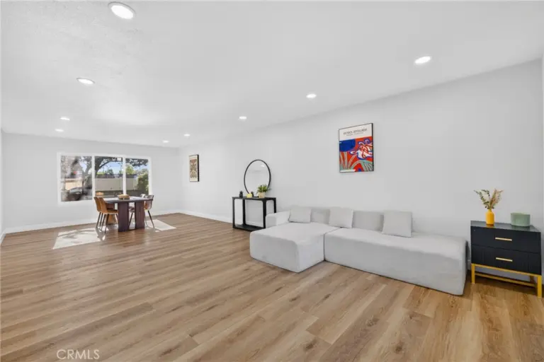13324 San Martin, Chino