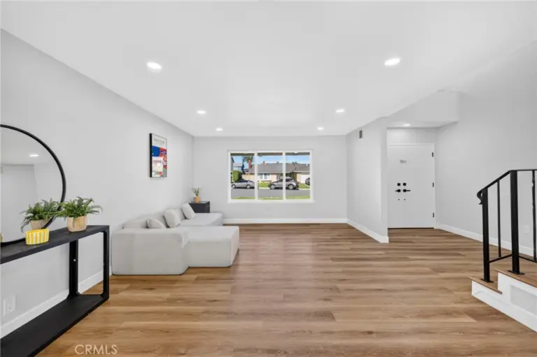13324 San Martin, Chino