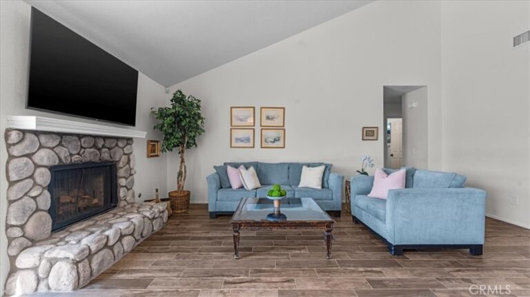 1338 Brookhaven Place, Upland