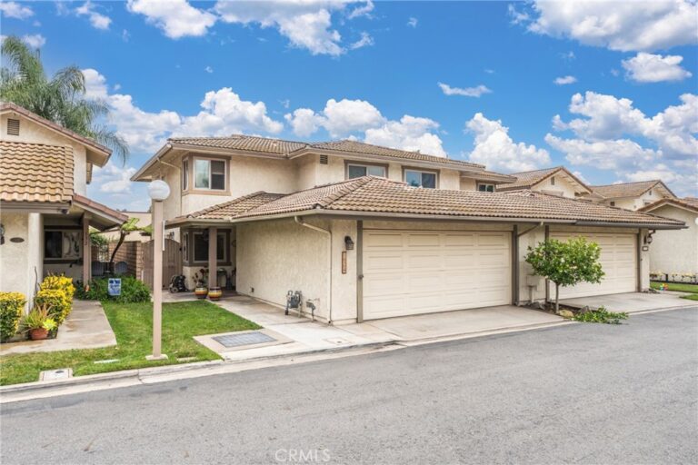 134 Oak Forest Circle, Glendora