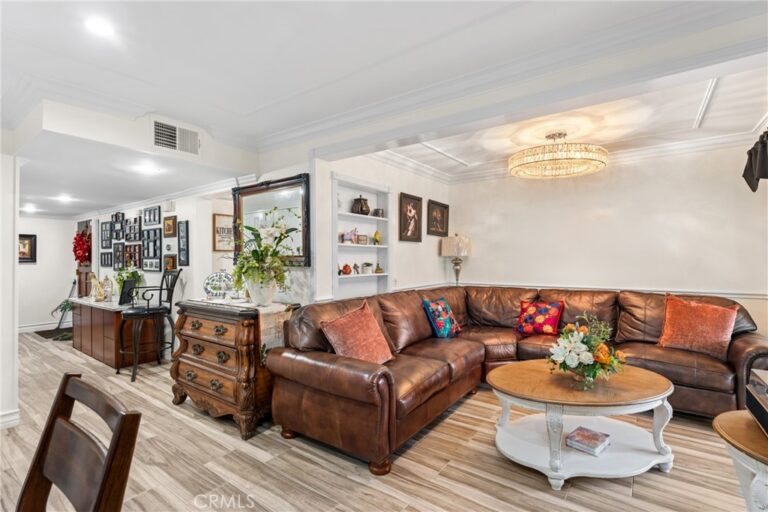 134 Oak Forest Circle, Glendora