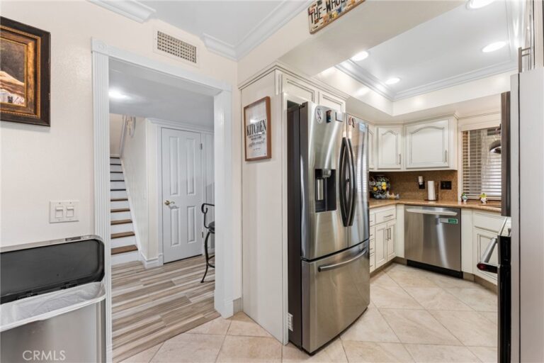 134 Oak Forest Circle, Glendora