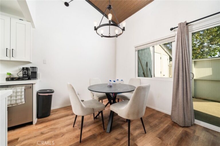 1342 W 8th Street, Upland