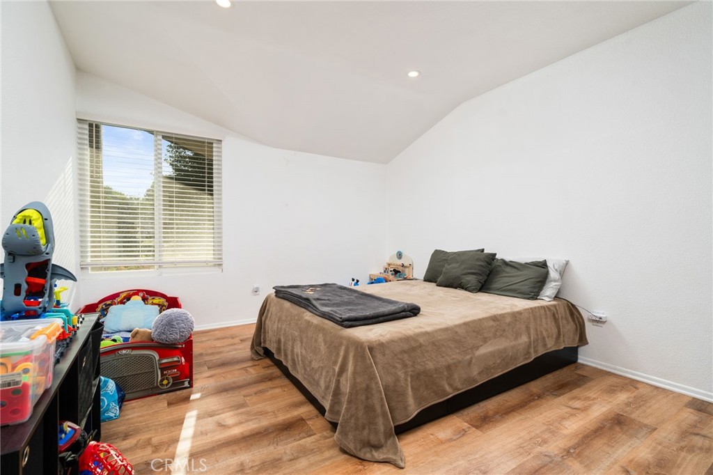 1342 W 8th Street, Upland