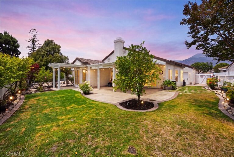 1344 Brookside Court, Upland