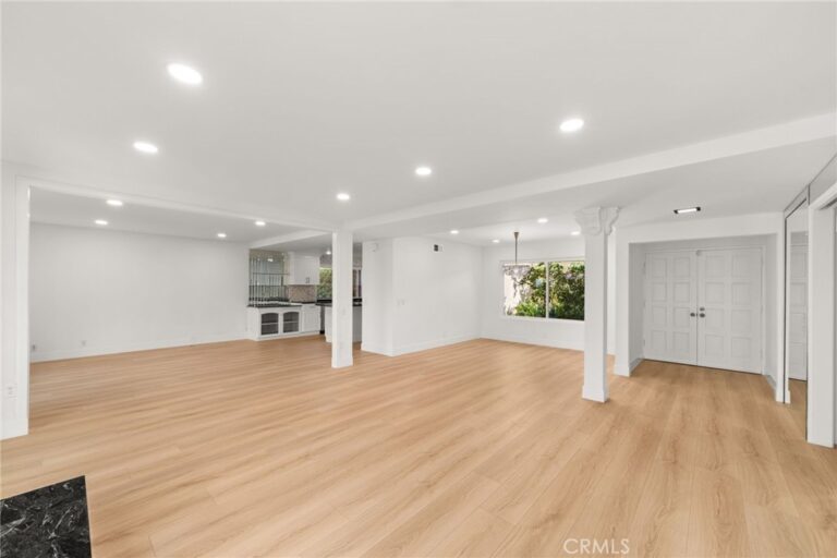 1348 Hickory, La Verne