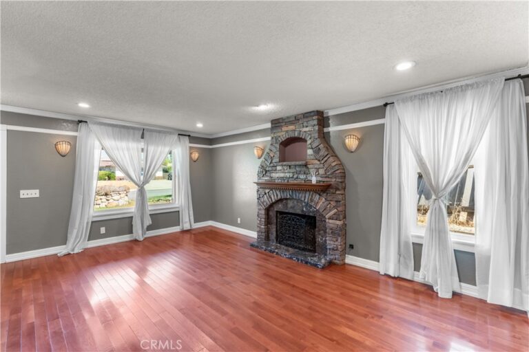 1368 N Balboa, Ontario