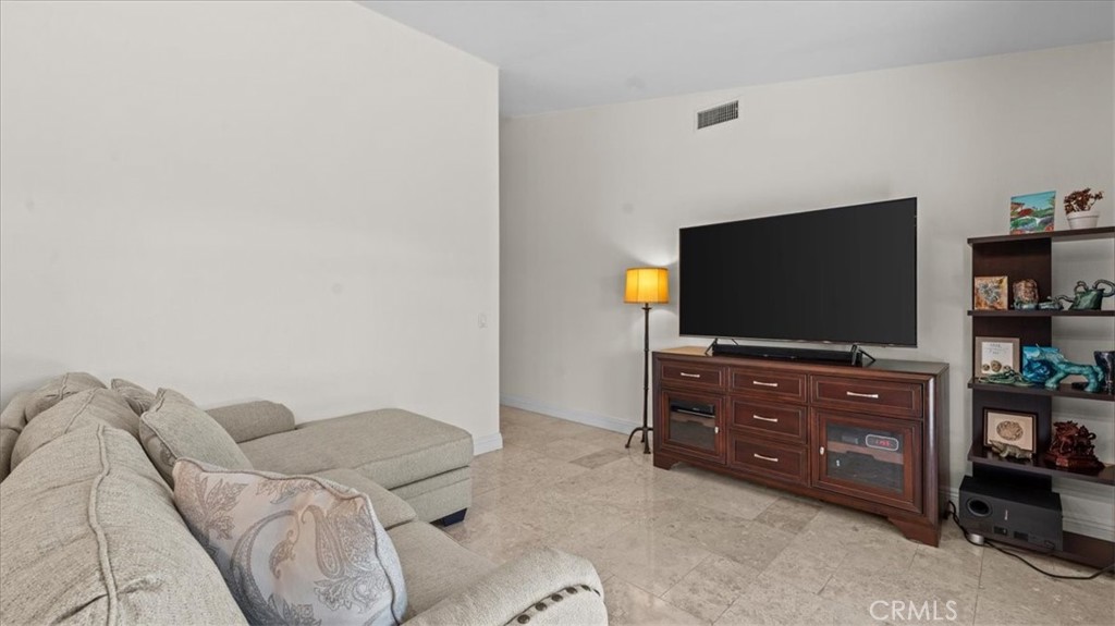 1380 W 14th Street, Upland