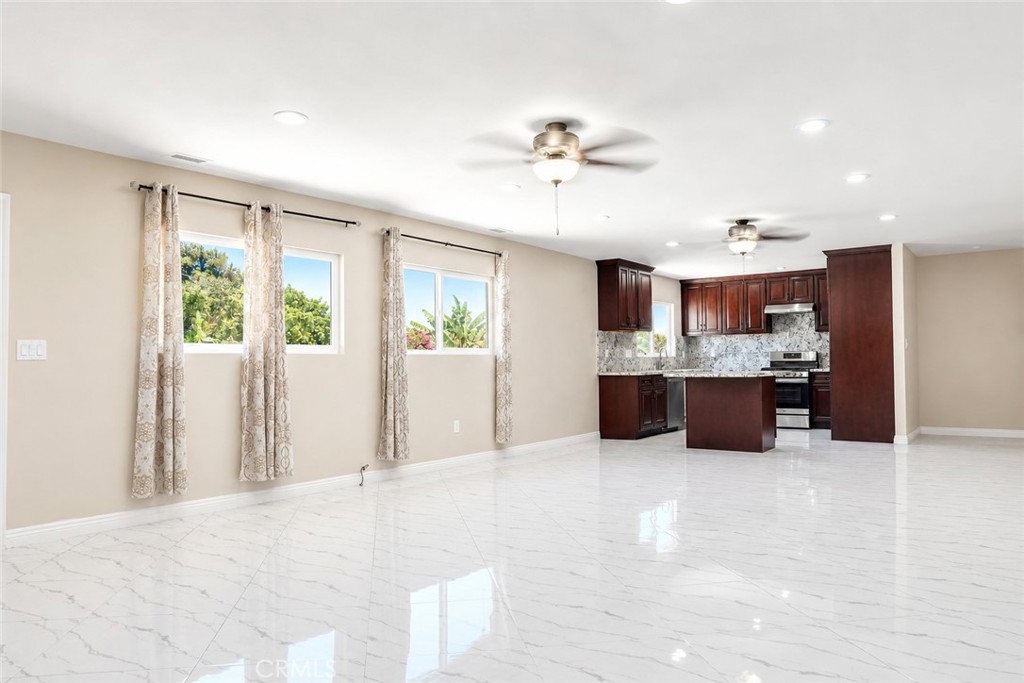 1387 W Francis, Ontario