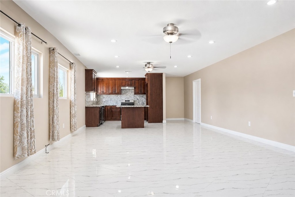 1387 W Francis, Ontario