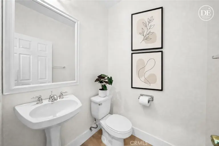 13953 Ellis Park, Eastvale