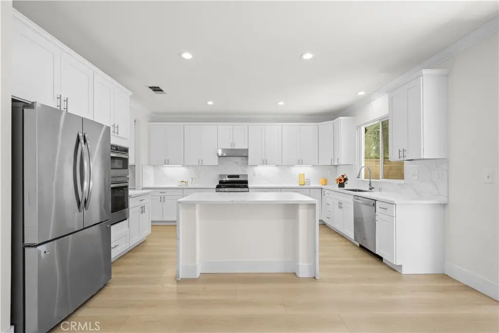 13953 Ellis Park, Eastvale