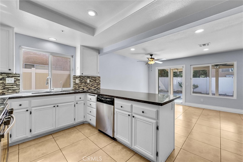 14077 Valley Forge Court, Fontana