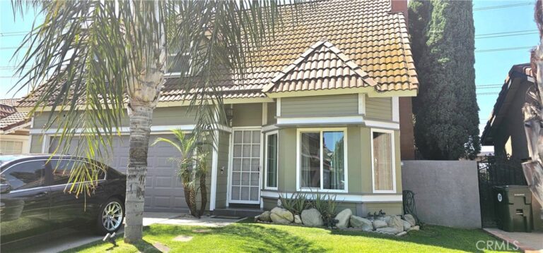14119 Woodland, Fontana