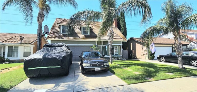 14119 Woodland, Fontana