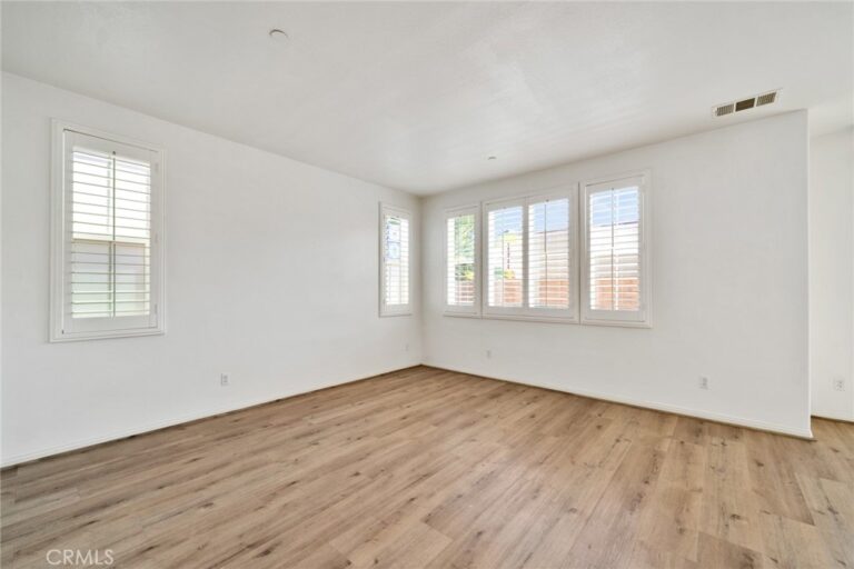 1415 Madrid, Pomona