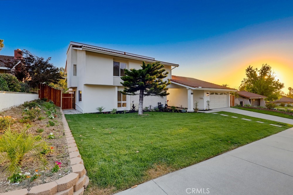 1416 Calle Pajaros, San Dimas