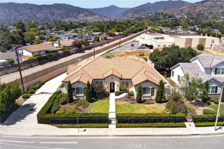 1469 E Foothill Blvd, Glendora