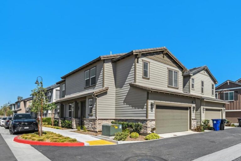 15008 Gallery Way #1, Fontana
