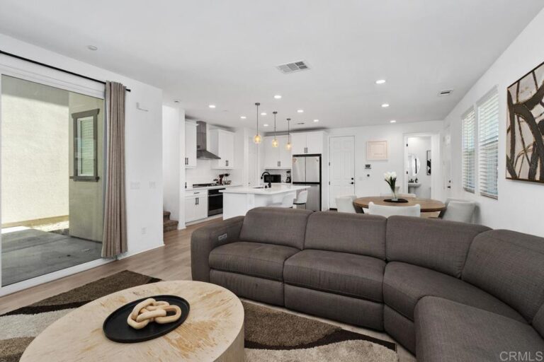 15008 Gallery Way #1, Fontana
