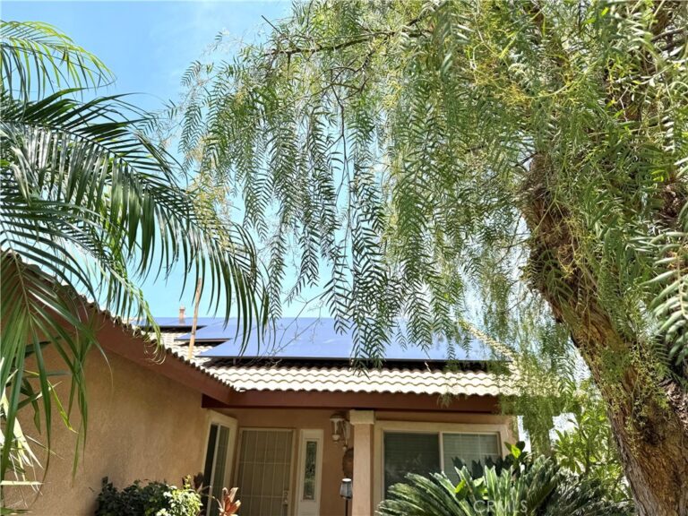 15184 Macadamia Court, Fontana