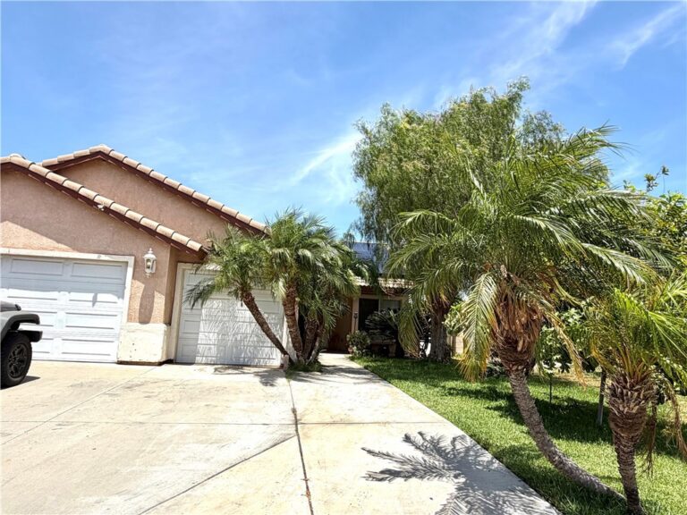 15184 Macadamia Court, Fontana