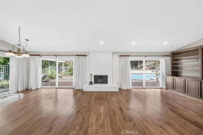 1526 S Fairway Knolls, West Covina