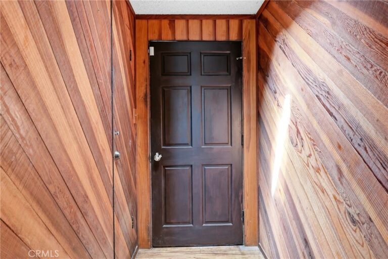 1531 W 4Th Street, Ontario
