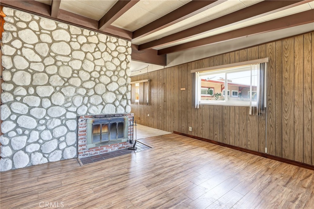 1531 W 4Th Street, Ontario