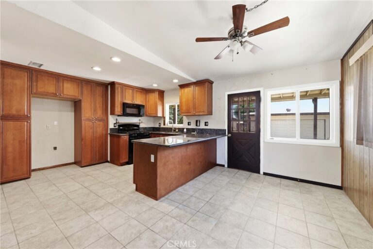 1531 W 4Th Street, Ontario